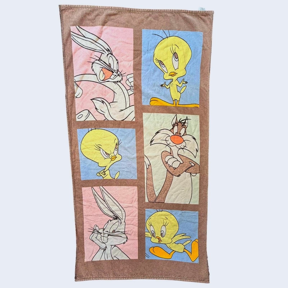 VTG Warner Bros Looney Tunes Bugs Bunny Tweety 2000‎ Vintage Beach Towel